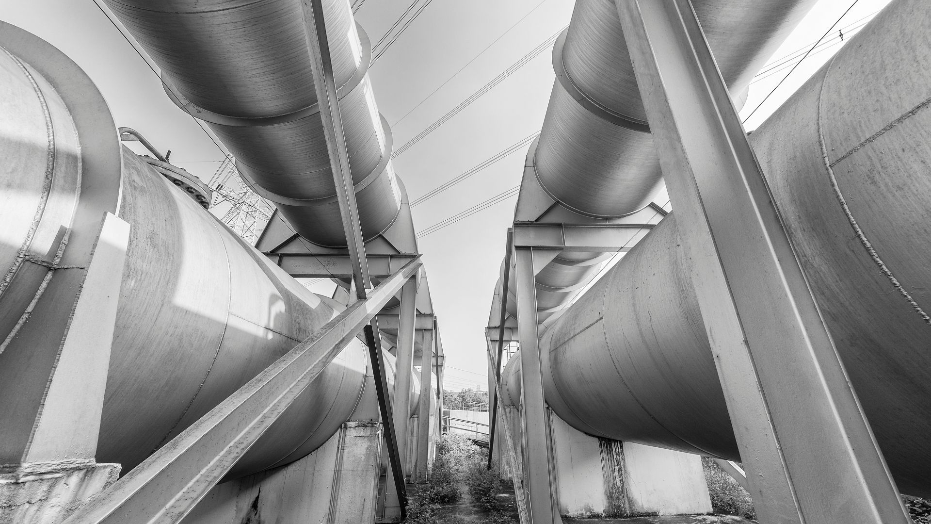 Oil pipes